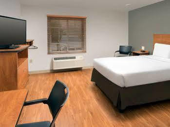Отель Value Place Cleveland Oh Экстерьер фото